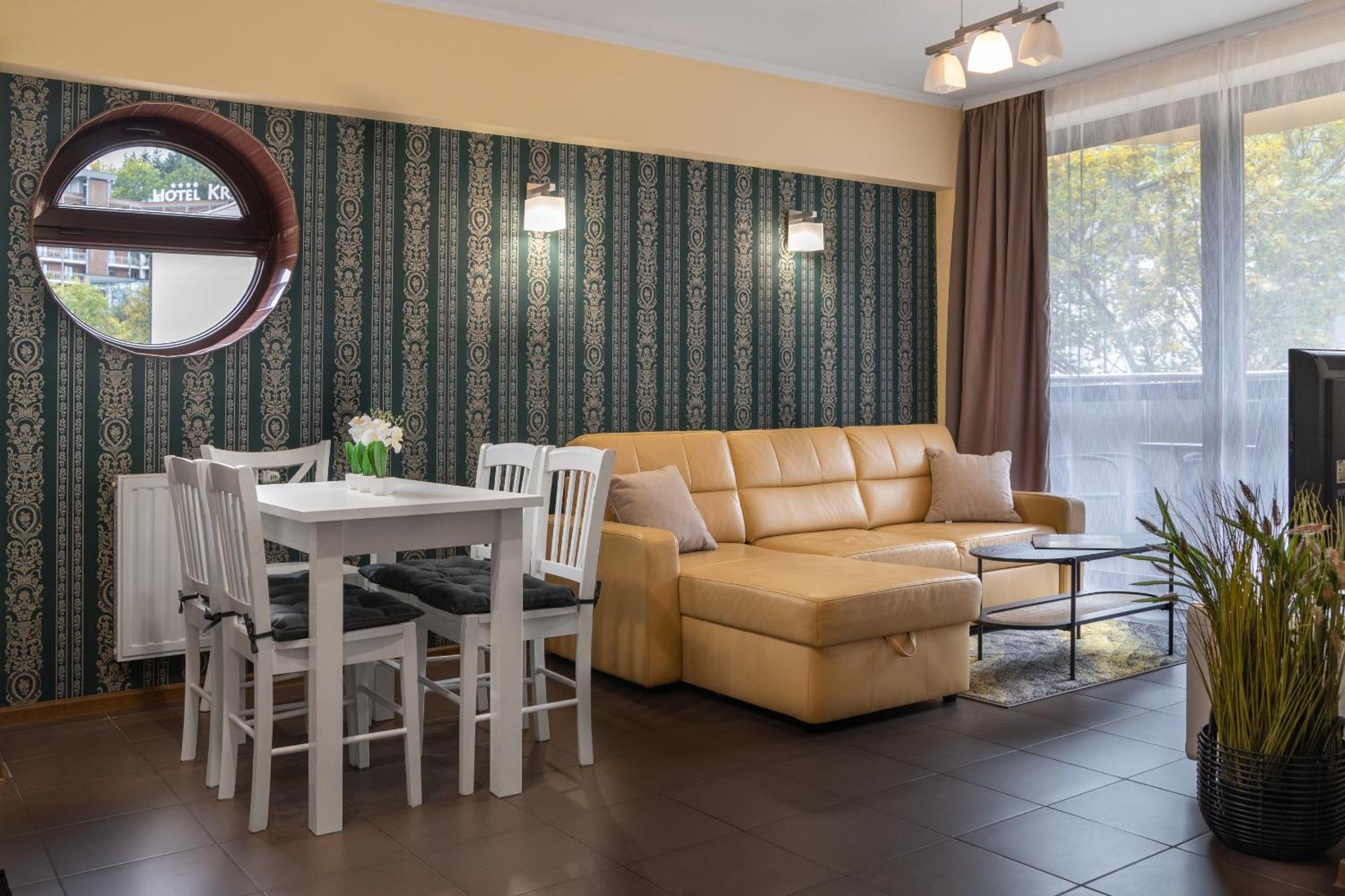 Aparthotel City Center Apartments Krynica-Zdrój Exterior foto